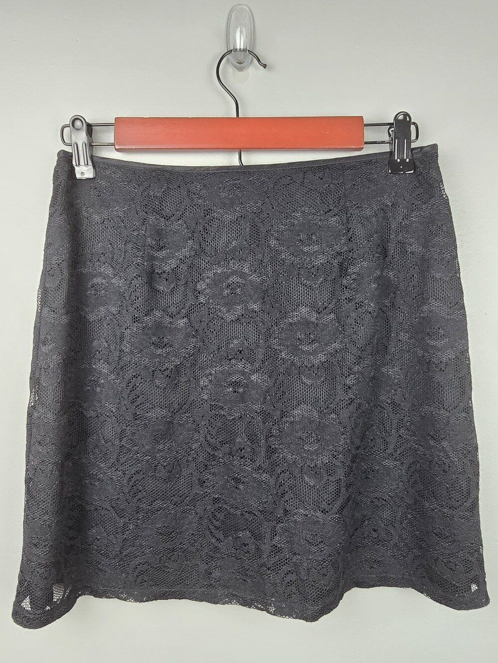 The Limited Vintage Y2K Lace Mini Skirt Black Womens Size 6 Feminine Romance‎